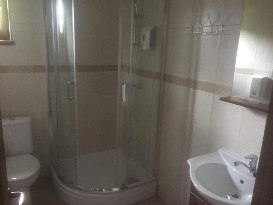 Hotel Ostrov Călimăneşti Esterno foto